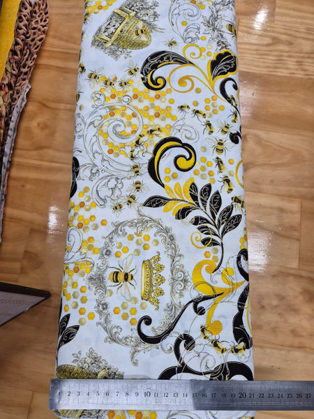 Buzzworthy Queen Bee & Her Hive Patchwork