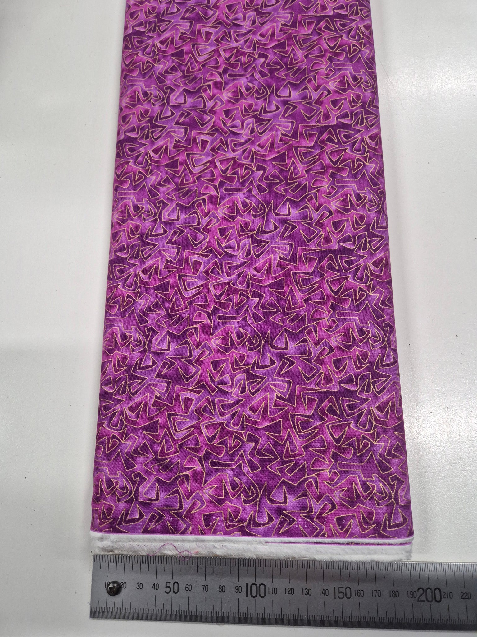 Cat-I-Tude Triangular Motion Purple Patchwork