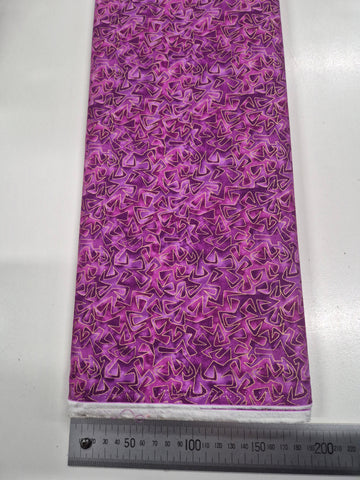 Cat-I-Tude Triangular Motion Purple Patchwork
